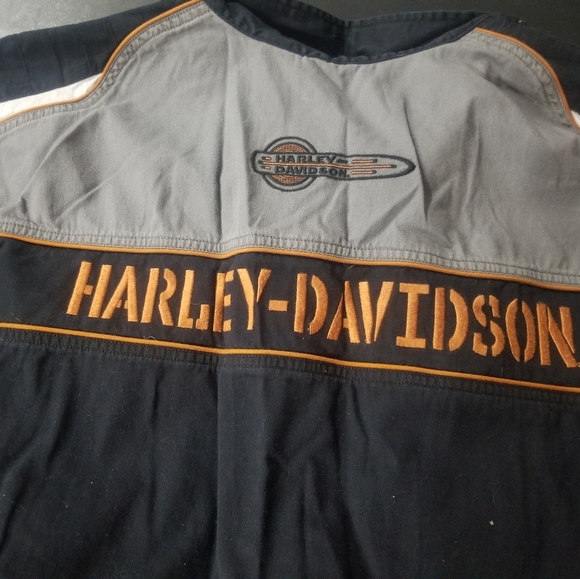 Harley Davidson button front - Picture 4 of 4